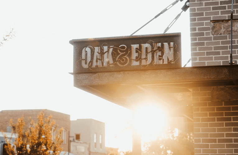 Singapore: Best American Made Whiskey – Oak and Eden.