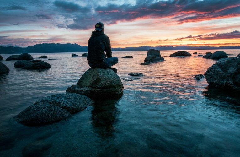 How to Use Mindfulness and Brain Training for Well Being and Peak Performance in Singapore
